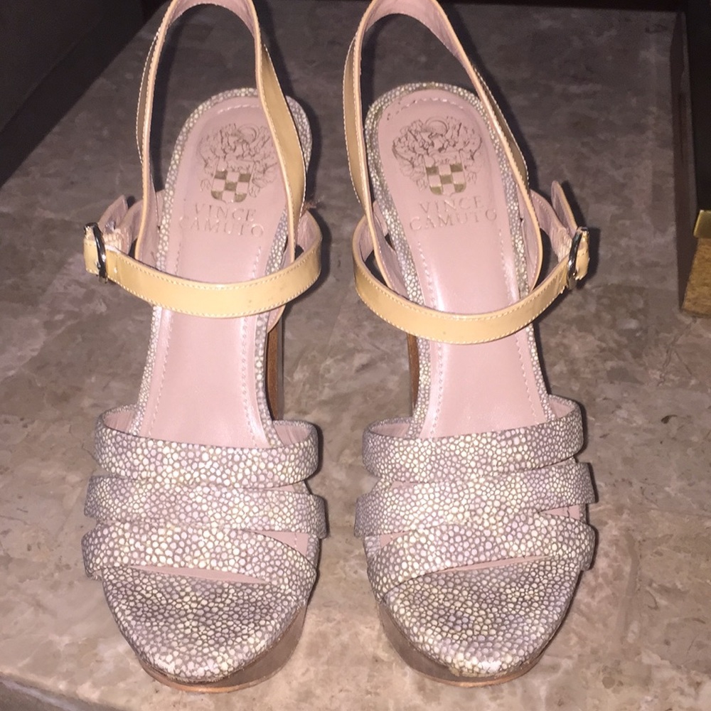 Vince Camuto Women’s sandals. Size 6.5.